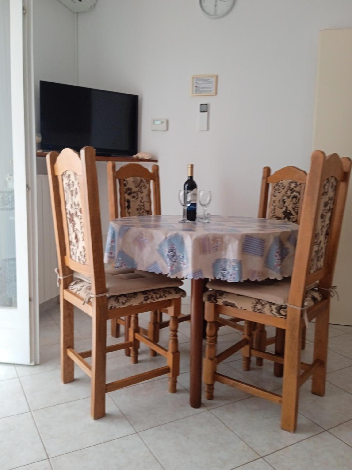 Apartmani Vesna Lun  Exterior foto